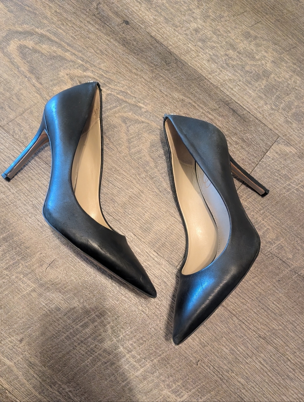 Sam Edelman Pointed Toe Leather pumps